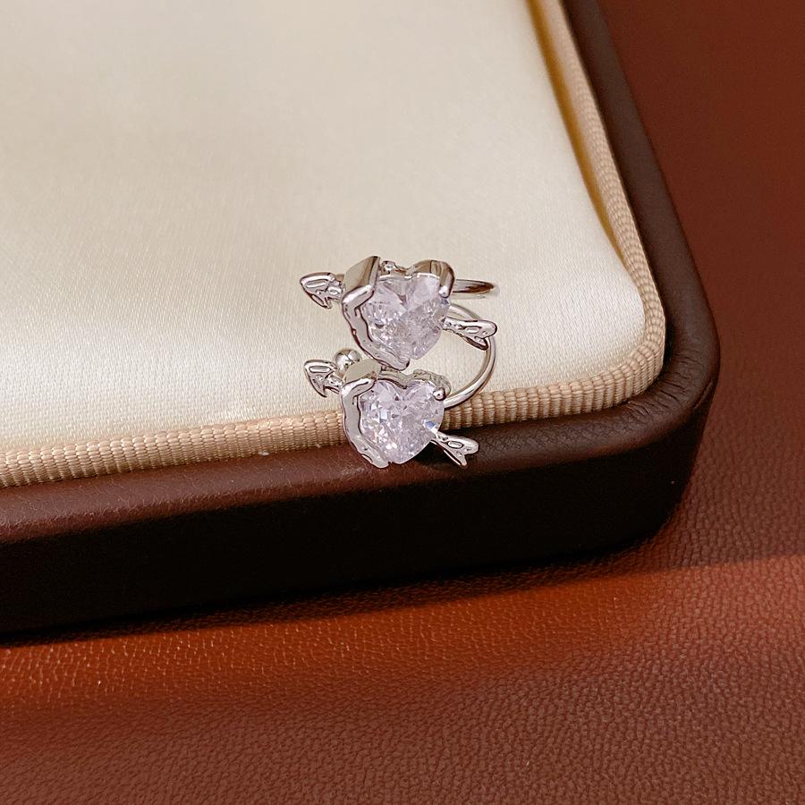 Exquisite Zirconia Butterfly Flower Ear Clip: Light Luxury, High-End, No Piercing Needed