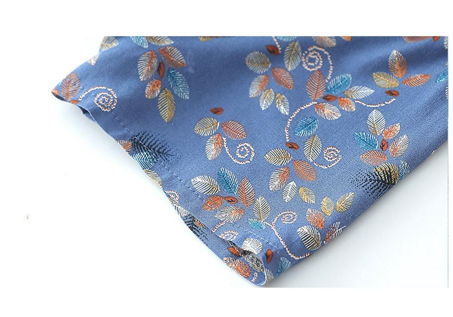 Set Pigiama Estivo Floreale con Pantaloncini e Cardigan per Donne Anziane