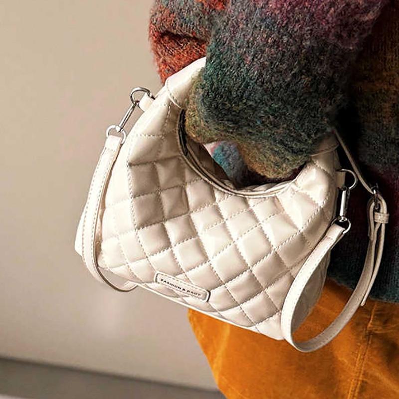 Red Letter Bags for Women New Plutonium Leather Leisure Versatile One Shoulder Fashion Traveling Square Crossbody Bags