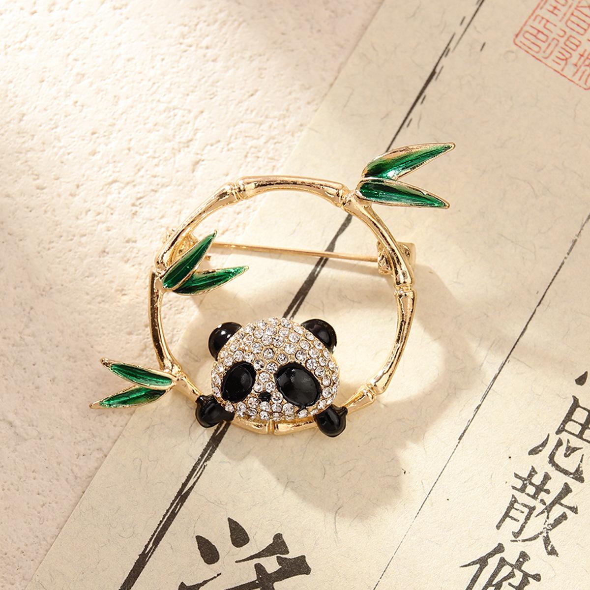 

Новая китайская ретро-милая панда бамбуковая брошь восходящий корсаж ципао аксессуары