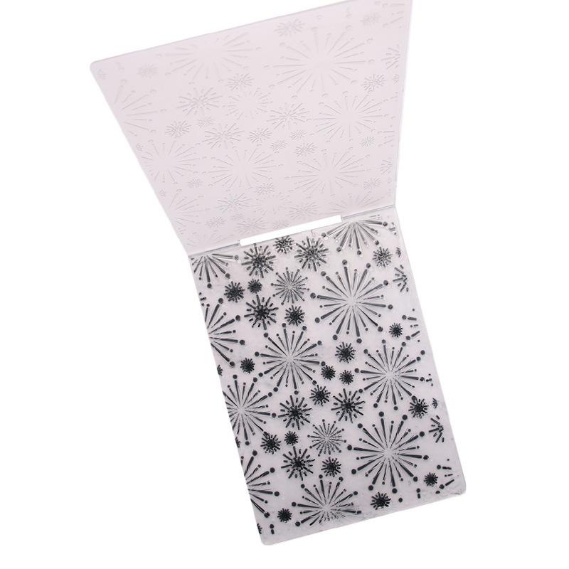 1pcs  Plastic Embossing Folder Template for DIY Scrapbooking Craft Photo Album Card Holiday Handmade Decoration Supplies