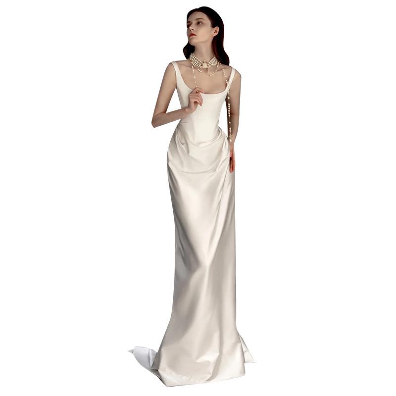 Retro Satin Light Wedding Dress - Simple Spaghetti Strap Gown with Small Train