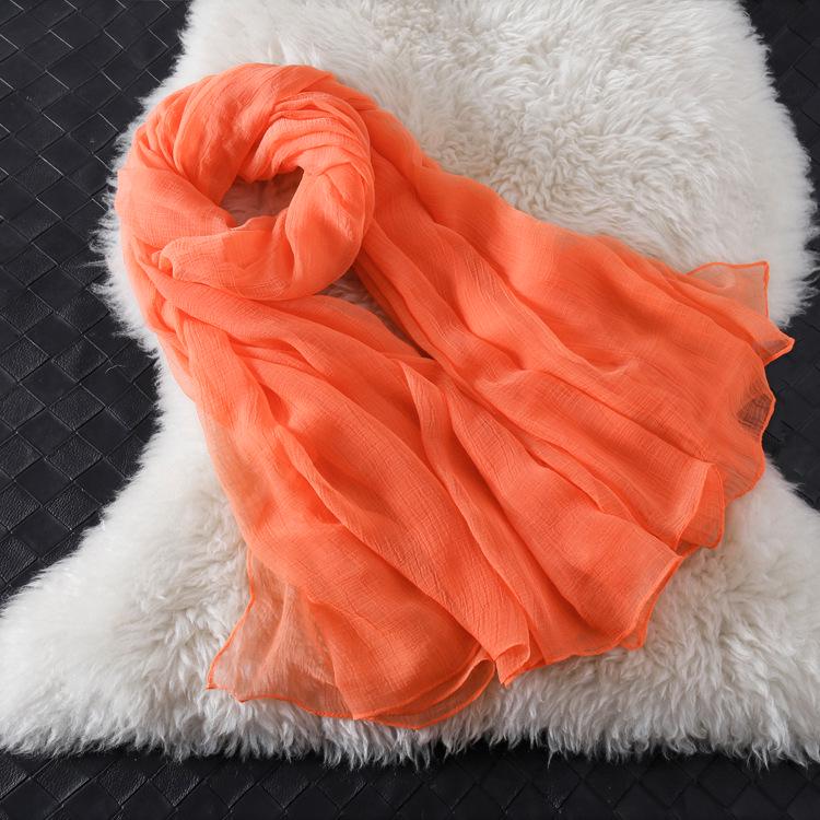 Eșarfă de mătase imitație model crocodil: Șal de plajă și prosop de protecție solară în stil coreean pentru femei