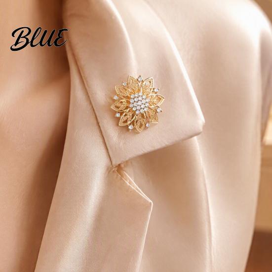 Hollow Flower Brooch Rhinestone Brooch Alloy Floral Decorative Lapel Pin Metal Vintage Clothing Jewelry for Wedding Party Prom Embellishment Pin