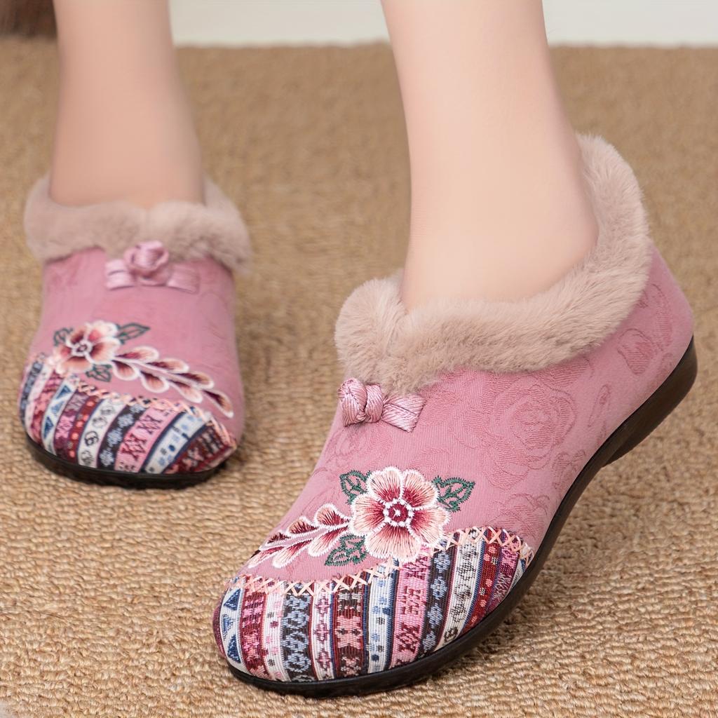 Women's Plush Winter Slippers with Floral Lace-Like Pink & White Pattern - Cozy House Shoes, Plush & Sole, Soft Fabric Upper for Indoor - Warm Booties