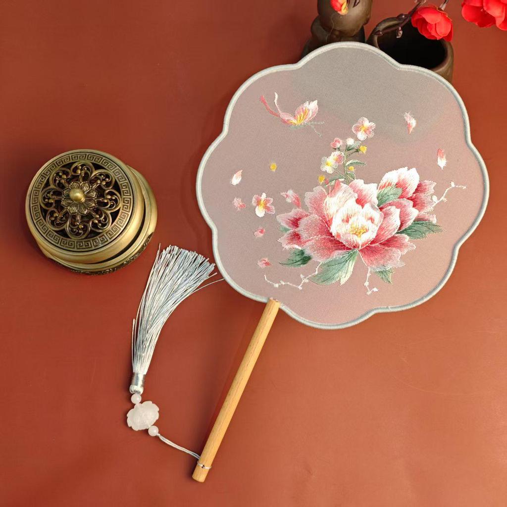 Fan Embroidery For Chinesestyle Round Hanfu And Qipao