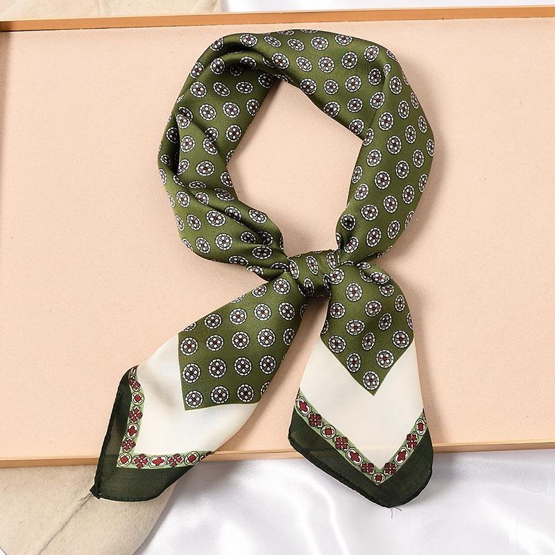 Vysoce kvalitní hedvábný šátek: 70cm Módní dámský čtvercový šátek, Celoroční, Lehký na jaro, podzim, léto, nebo jako stylový doplněk ke košili.