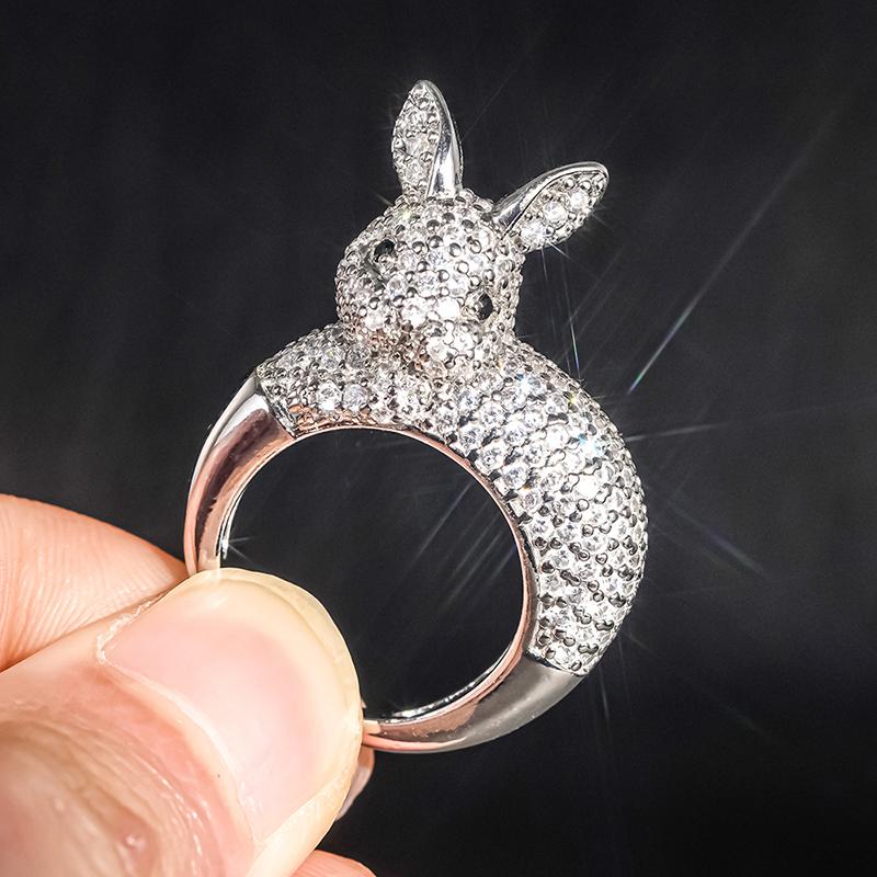 Huitan Unique Rabbit Rings for Women Dazzling Cubic Zirconia Lovely Lady Animals Finger Accessories Sweet Trendy Party Jewelry