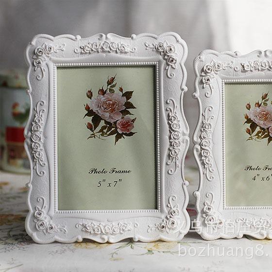 Modern Minimalist Style White Rose Photo Frame for 6-10 Inch Photos