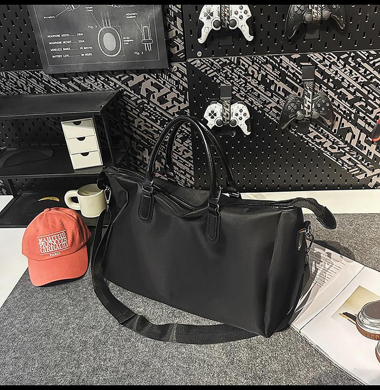 New Niche Fashion Temperament Tote Bag Women's Portable Travel Bag Large Capacity Pu Nylon Bag