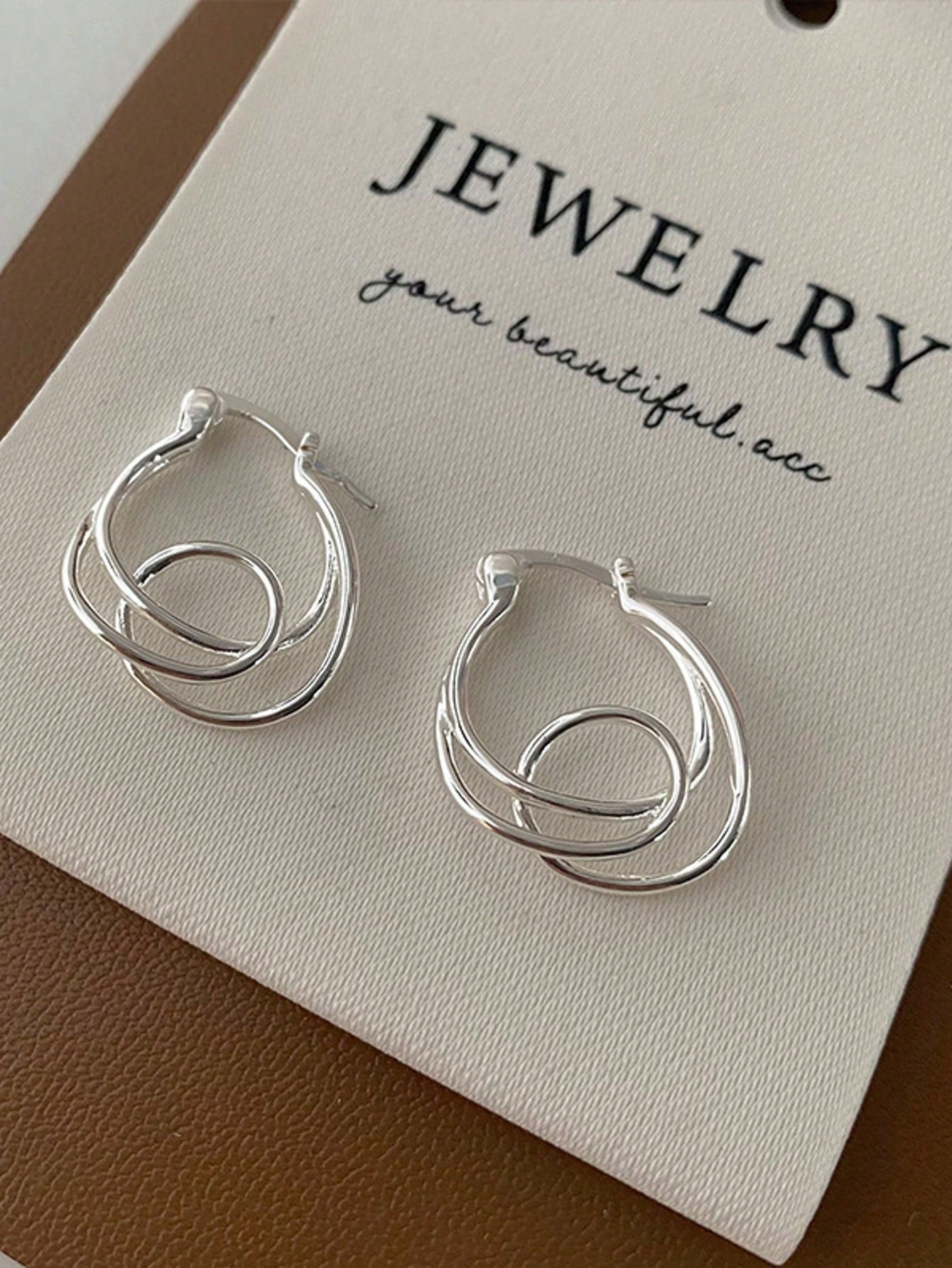 

1 пара серебряных сережек-колец с узлом - Уникальный дизайн с переплетенными линиями, Гипоаллергенный корейско-японский стиль, Модная бижутерия в подарок для повседневной носки 925 Silver серебряный