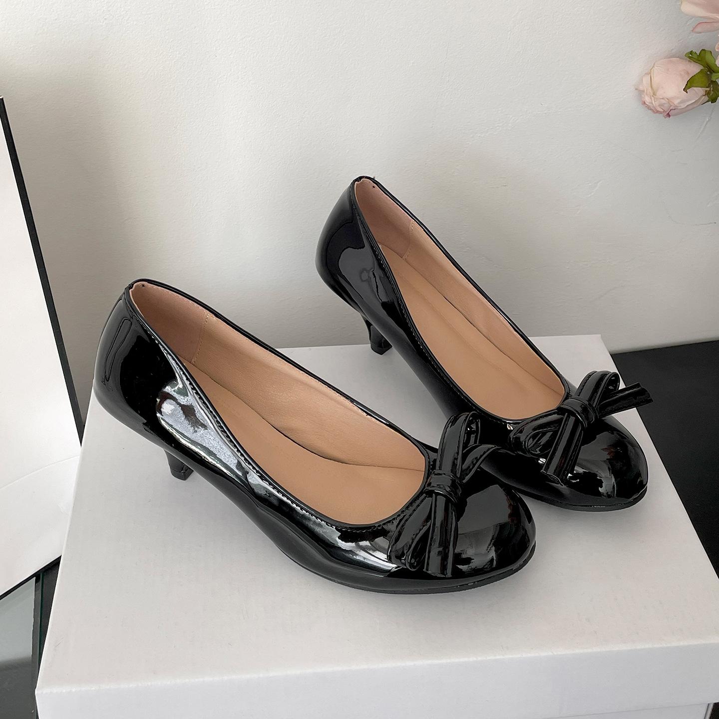 

Модные туфли-лодочки с бантом на низком каблуке для женщин, весна-осень, новый темперамент, круглый носок, неглубокий вырез, каблуки для женщин, модные однотонные туфли для платья 35 чёрный