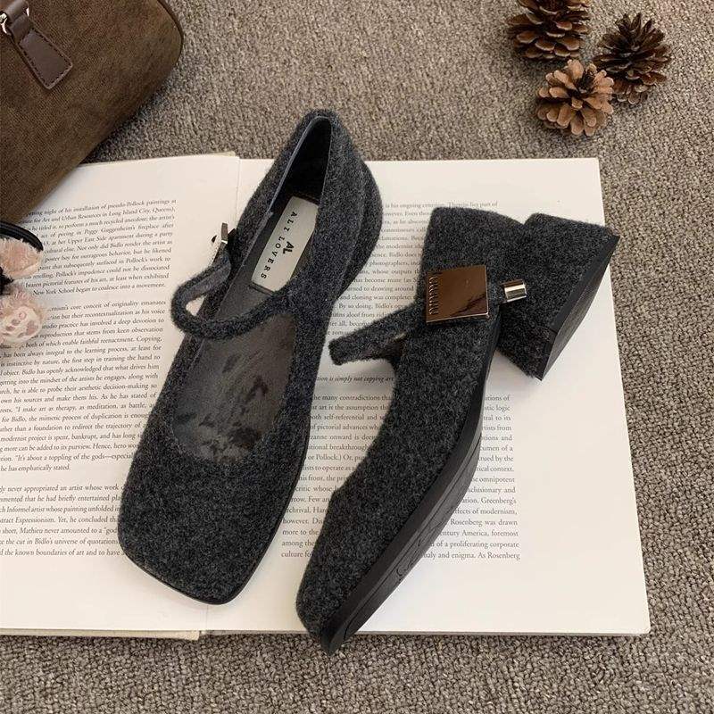 Gray Mary Jane Fluffy Shoes Women's Winter Wear New French Retro Woolen Thick Heel Single Shoes Women's Velvet High Heels