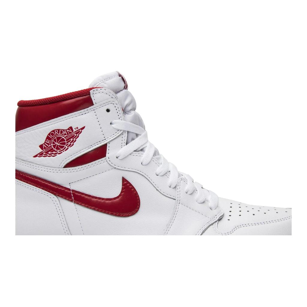 Air Jordan 1 Retro High OG 'Metallic Red' (Unisex) White / Varsity Red Vintage Basketball Shoes 555088 103