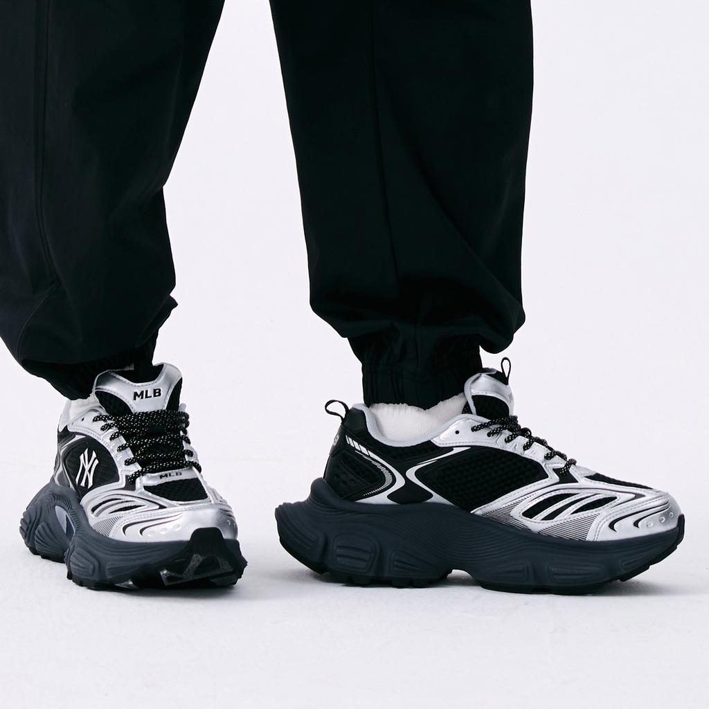 New MLB New York Yankees Anti-Slip Wear-Resistant Low-Top Chunky Sneakers Unisex Black 3ASHWD15N-50BKS