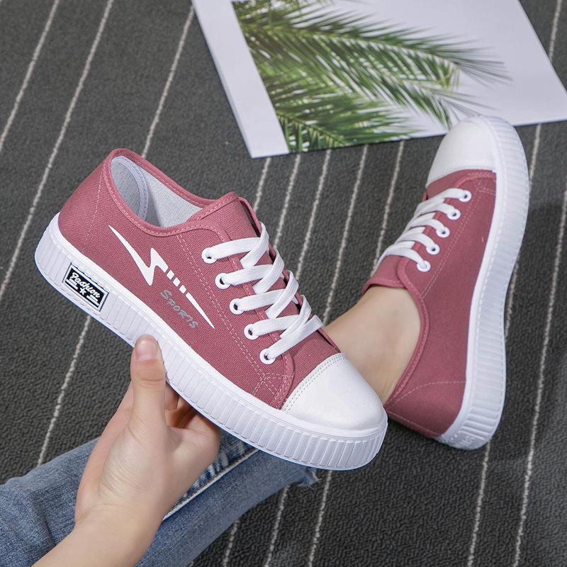 New Low-top Canvas Shoes Women's Soft-soled Non-slip Fashion Casual Board Shoes Breathable Super Soft Flat-soled Student Cloth Shoes