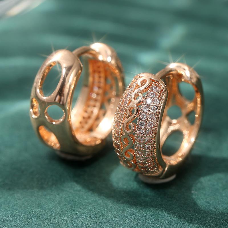 Romantic Hand Carved Hollowed Synthetic Zirconia Hoop Earrings for Women and Men's Exquisite Wedding Jewelry Accessories