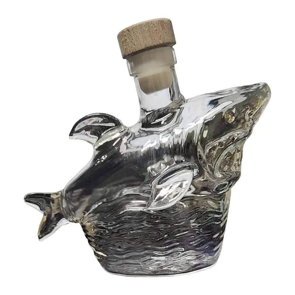 Sticlă de Whiskey distractivă Jaws 50th 320 ml Statuetă Rechin Sticlă de Vin Statuetă Tematică Gravată 3D Decantor de Vin Bar de Casă