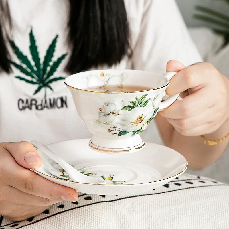 White Camellia Coffee Cup and Saucer Spoon Set 240ml Light Luxury Bone China Tea Cup with Gold Trim, Fine Porcelain Tea Sets for Home