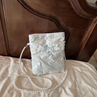 Nieuwe schoudertas met strik, crossbody tas, mobiele telefoon tas, parelketting, draagbare make-uptas, opbergtas, kleine vierkante tas.