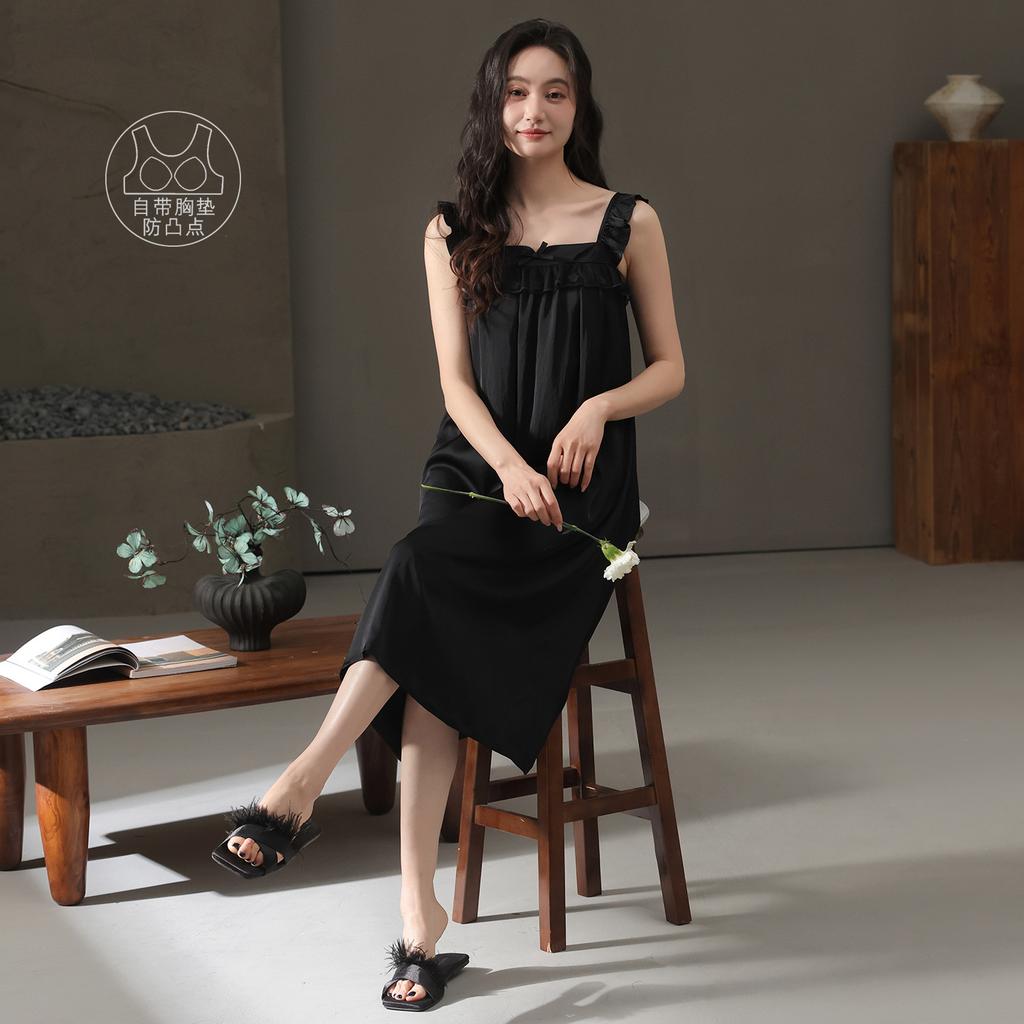 Sexy nightgown for women, summer thin ice silk spaghetti strap extra-long dress, beautiful back, faux silk, high-end dress