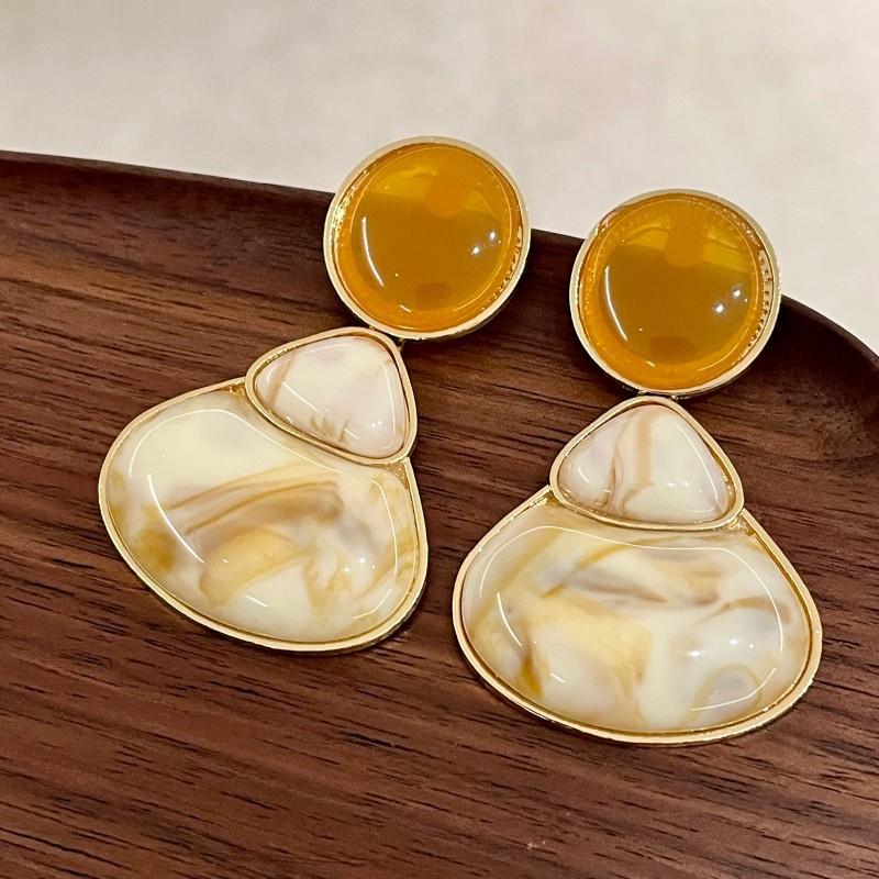 Natural tiger's eye stone series stud earrings for women Maillard exquisite retro earrings niche light luxury high-end temperament earrings