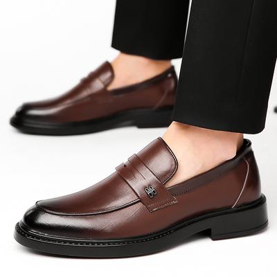 Britischer Stil Walk Herren Freizeitschuhe Heißer Verkauf Leichtgewichtige Herren Slipper Formelle Kleidung Slipper Schuhe Niedrigabsatz Mokassins Business