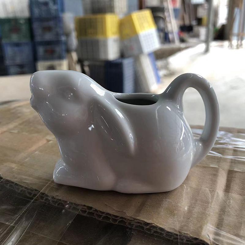 Džbánek na mléko, smetanu, keramický džbán, kraví hrnek na kávu, dávkovač na omáčku, sos, nalévátko, mini nádobka na pěnění, servírovací loďka, pěnič