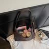 Vintage Commuter Large Capacity Bag Women's Soft Leather Shoulder Bag Underarm Tote Bag