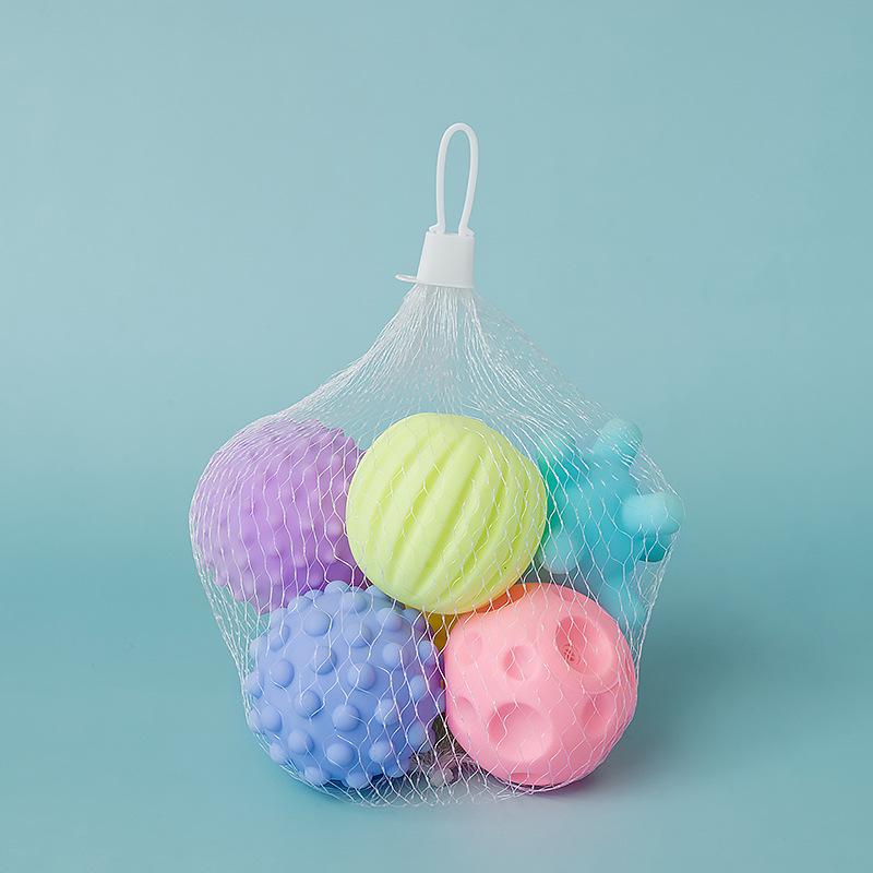 Infant Tactile Sensory Soft Rubber Grip Ball Toy for Bathing and Massage