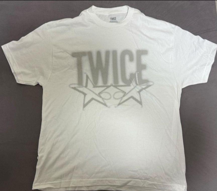 

[USED] TWICE Lollapalooza 2025 White T-shirt XL
