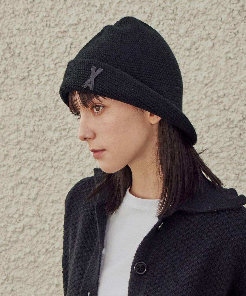 Bajal Va Patch Wide Brim Knit Bucket Hat Black