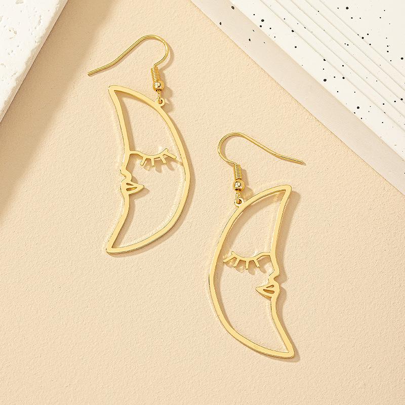 

Корейские креативные серьги-пусеты в виде полого полумесяца - Женская мода с дизайном смайлика