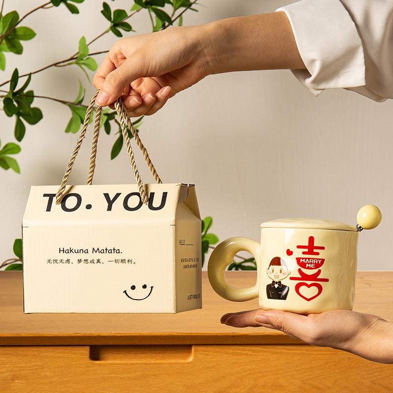 Wedding Wedding Souvenir Practical Small Gift for Girls Ceramic Mug with Lid Water Cup Cup Household Couple Cup
