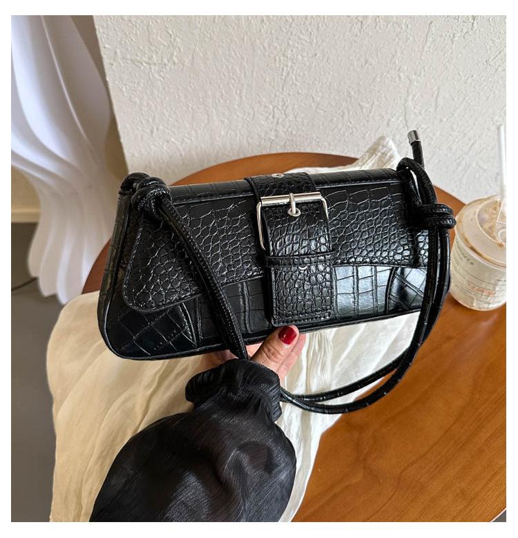 

Высококачественная сумка с рисунком аллигатора, новая сумка 2024 года, женская сумка, сумка через плечо, маленькая квадратная сумка на одно плечо под мышкой чёрный