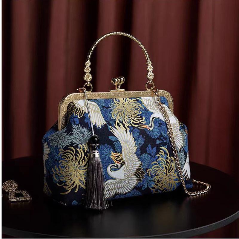 Elegant Chinese Ethnic Hanfu Cheongsam Retro Handbag - Gold Shoulder Crossbody Bag