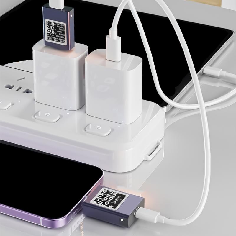 Typ C Spannungs- und Stromtester USB C Leistungsmessgerät mit 360 Grad drehbarem Bildschirm verbessert das Benutzererlebnis
