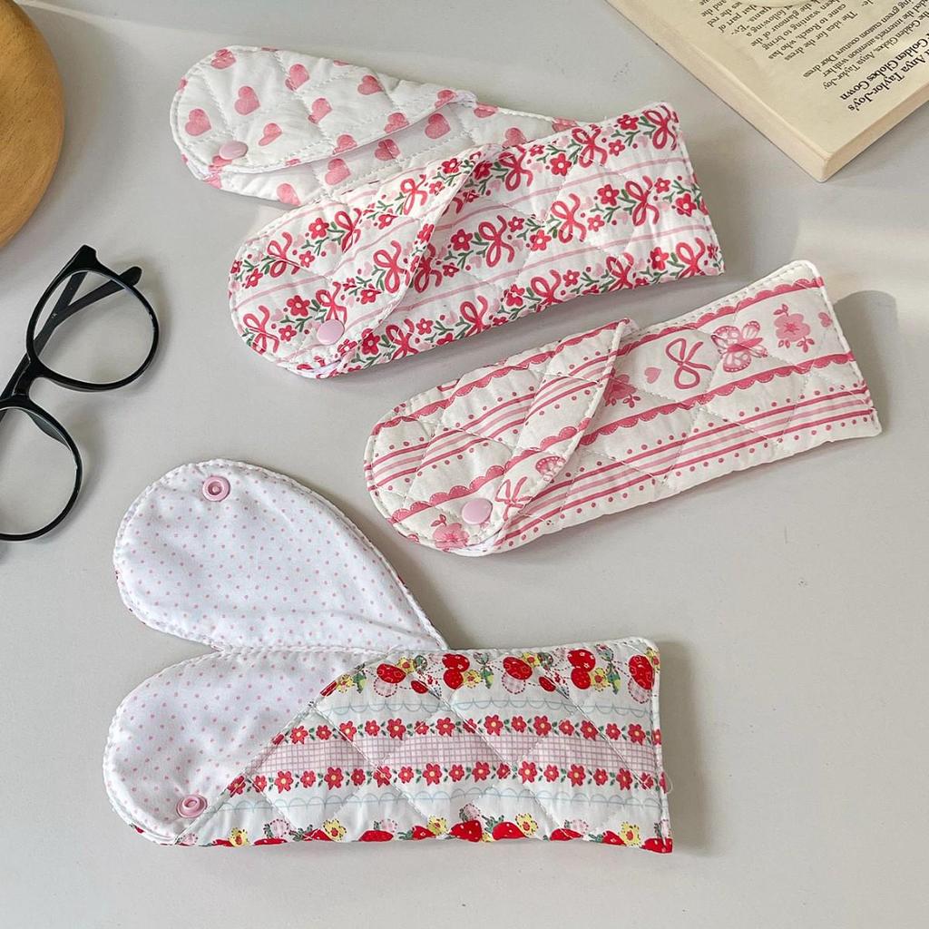 Girly Soft Quilted Eyeglass Case: Portable, Printed, Anti-Pressure Sunglasses Bag