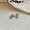 Glossy Metal Flower Pleated Stud Earrings Female Niche Unique Design High-end Earrings Cold Wind Special-shaped Ear Jewelry