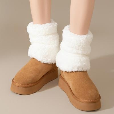 Çoraplar ve tuhafiye – Tozluklar, Diz Üstü Çoraplar & Ayakkabı Üstüne Giyilen Tozluklar