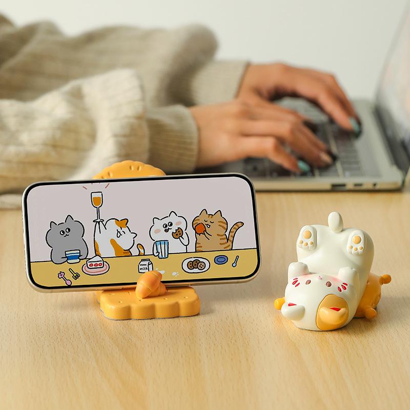 Cute Cat Phone Stand Office Desk Workstation Decoration New Cartoon Gift for Teachers' Day