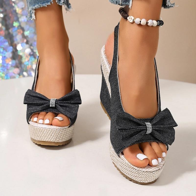 Vintage Rivet Decor Wedge Sandals Women Summer High Heels Platform Sandals Ankle Buckle Beach Shoes