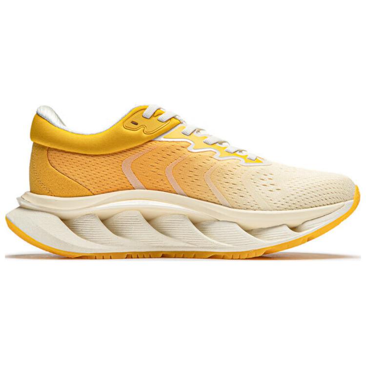 New LiNing Non slip Lightweight Running Shoes Women's Yellow AZGU006-2
