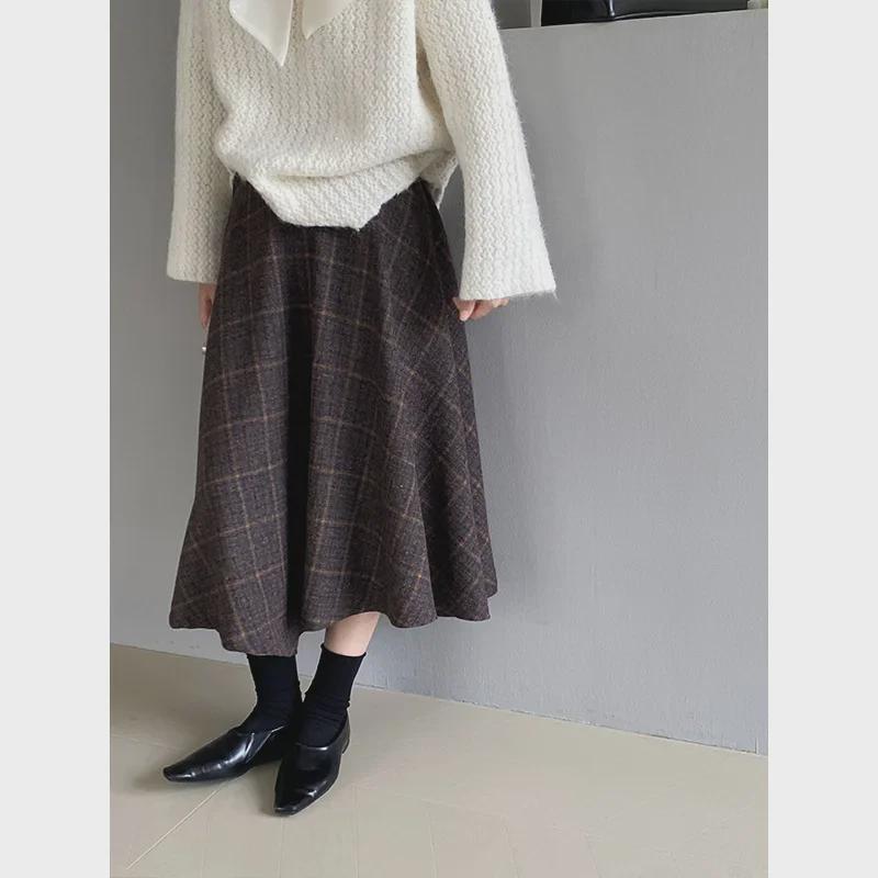 

Jiangzuo 3D Cut Retro Wool Plaid Skirt 6167 S