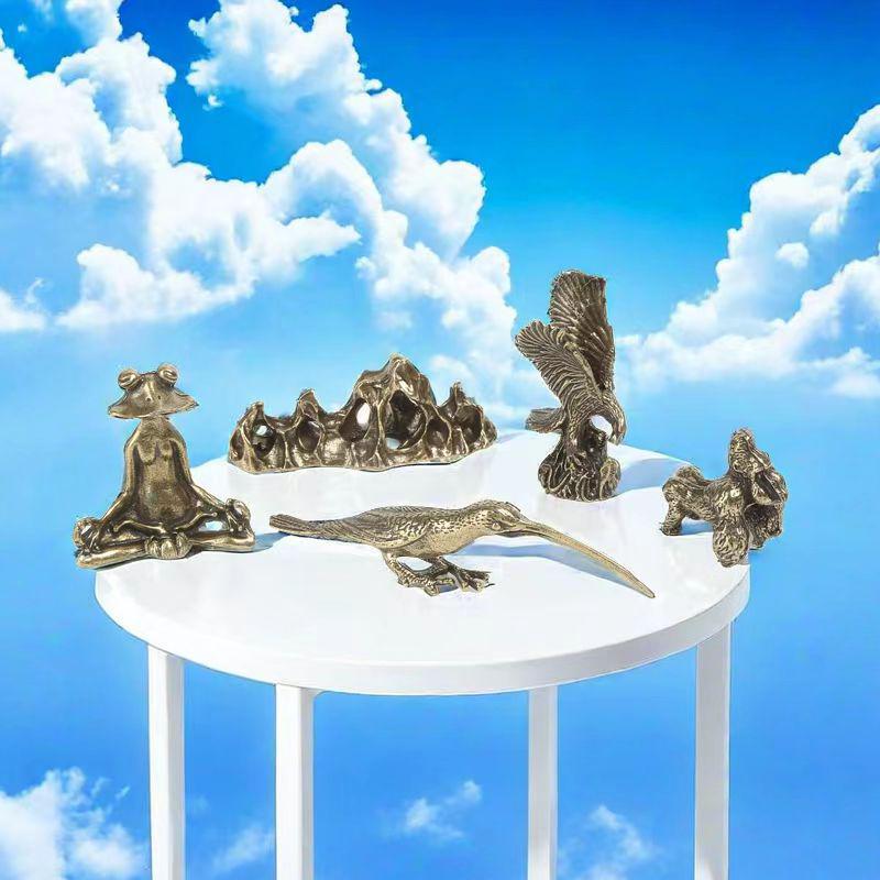 Bronze Gorilla Adler Ornament: Kleiner Vogel & Zazen Frosch Tisch-Briefbeschwerer-Skulptur im Antik-Stil