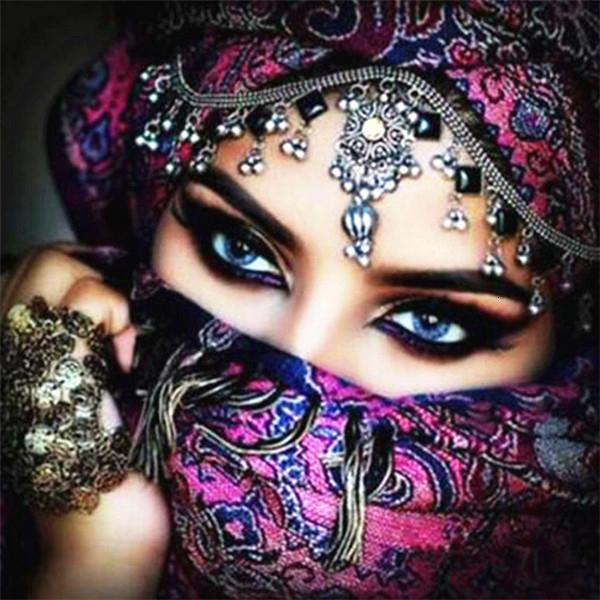 

Алмазная картина Женщина вышивка крестиком Алмазная художественная вышивка Портрет Полный дрель Круглый домашний декор Рукоделие Стразы Full Round 40x40CM