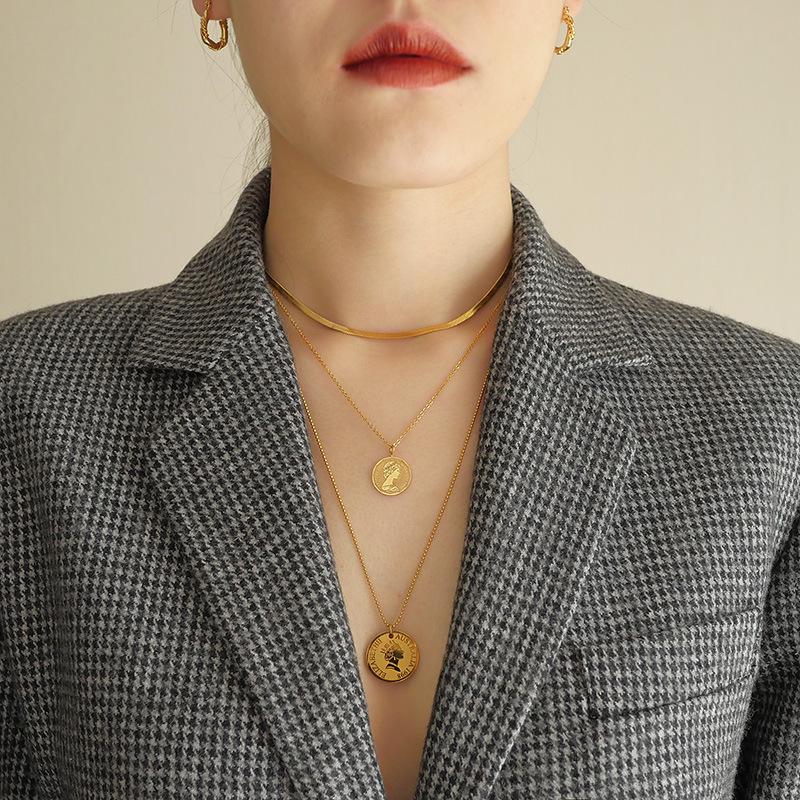 

Gilded Vintage Portrait Coin Necklace: Titanium Steel, Gold, Trendy Layered Sweater Chain for Women Silver Snake Bone Necklace