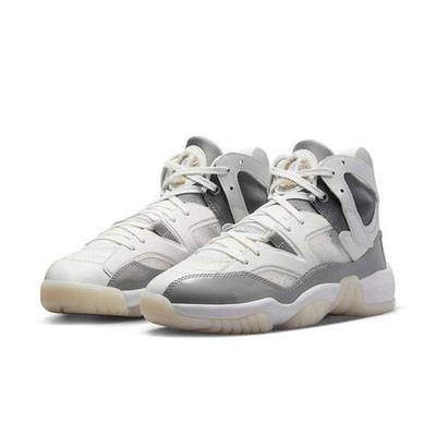 Wmns Jumpman Two Trey Medium Grey DR9631-002