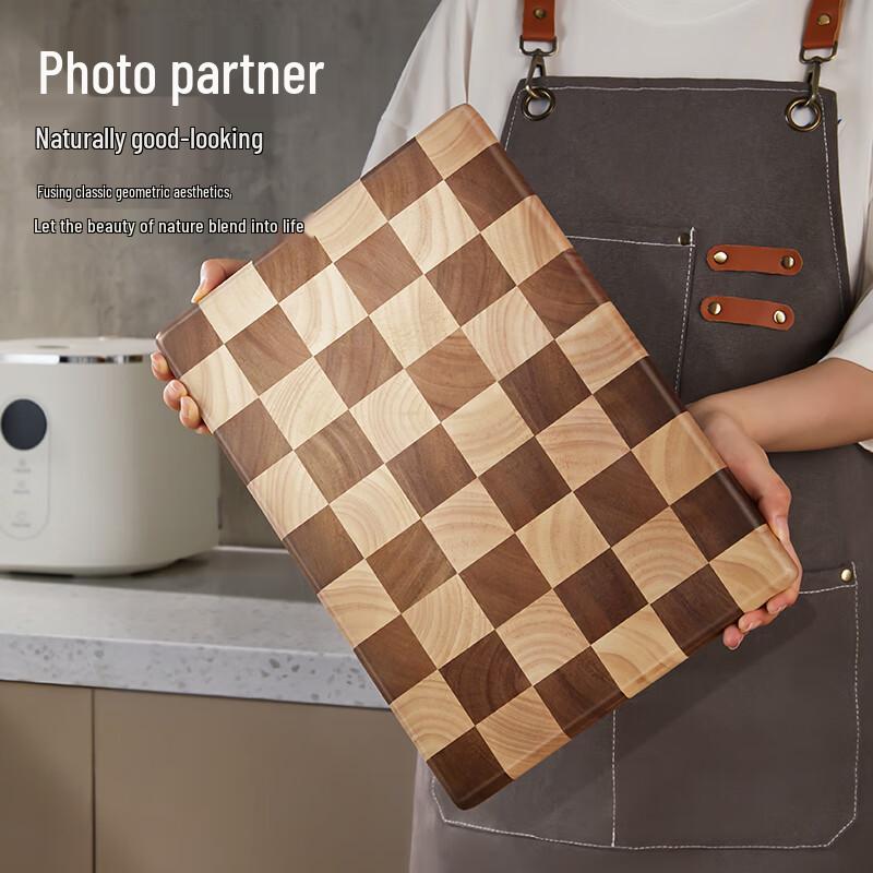 Solid Walnut Wood Chessboard Pattern Cutting Board