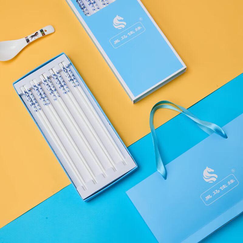 Heima Jiayuan Floral Ceramic Chopsticks Set